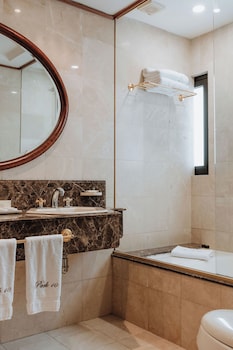 Grand Suite, Hot Tub