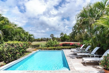 Two Bedroom Palm Grove Residence with Plunge Pool