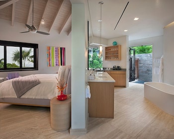 One Bedroom Stewarts Plunge Pool Studio