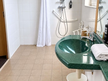 Standard Room, 1 Double Bed, Accessible