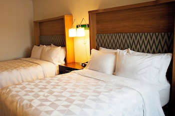 Standard Room, 2 Queen Beds