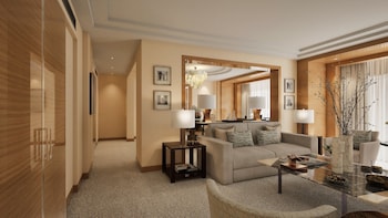 Grand Terrace Suite