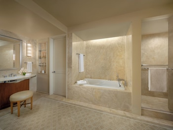 Royal Suite