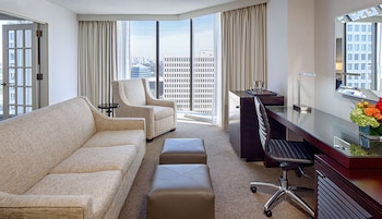 Deluxe Room, 1 Queen Bed