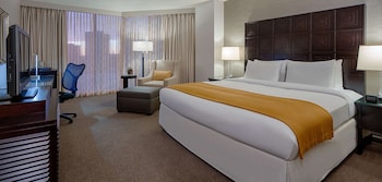 King Bed Corner Room Non Smoking