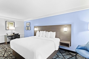 Standard Room, 1 King Bed, Non Smoking