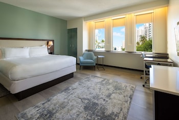 Room, 1 King Bed, Tower