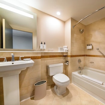Executive Room, 1 King Bed, Tower (Executive Tower)