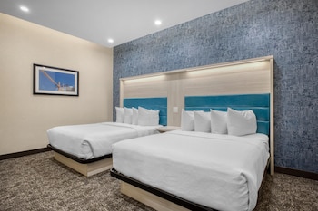 Suite, Multiple Beds, Non Smoking, Kitchenette (Living Room;with Sofabed)