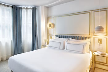 Room (Cosy)