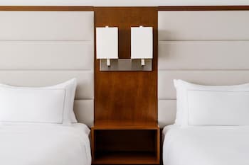 Room, 2 Queen Beds, Accessible, Balcony (Gulf View, Roll in Shower)