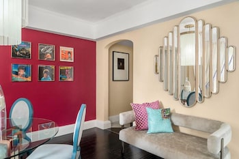 Suite, 2 Bedrooms (Balcony)