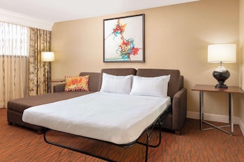 Suite, 1 King Bed (Conference)