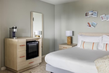 Room, 1 King Bed with Sofa bed, Pool View
