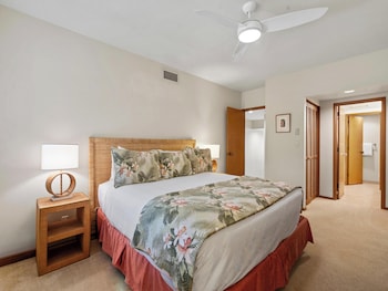Condo, 2 Bedrooms, Oceanfront (G105)