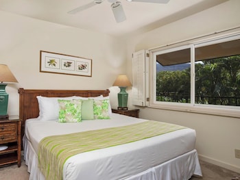 Condo, 2 Bedrooms, Oceanfront (F305)