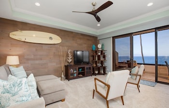 Condo, Beach View (F207)