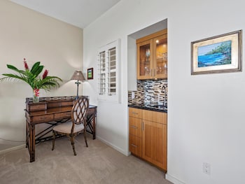Condo, 2 Bedrooms, Oceanfront (G202)