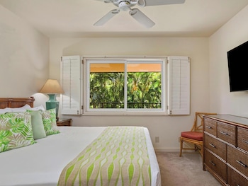 Condo, 2 Bedrooms, Oceanfront (F305)