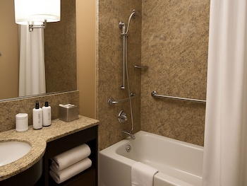 Standard Room, 1 King Bed, Accessible Bathtub (Communications)