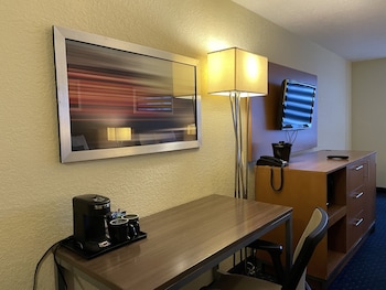 Room, 1 King Bed, Mobility Accessible