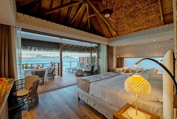 Premium Bungalow, 1 King Bed, Overwater (Moorea Island View)
