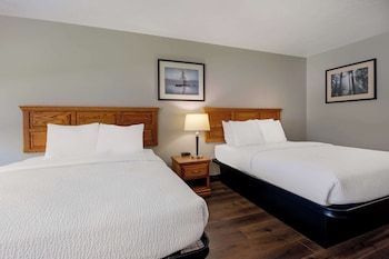 Standard Room, 2 Queen Beds, Non Smoking, Refrigerator & Microwave