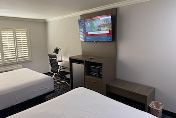 Studio Suite, 2 Queen Beds, Non Smoking