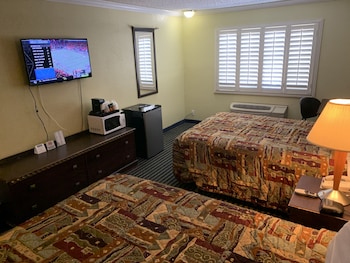 Room, 2 Queen Beds