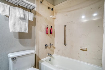 Standard Room, 2 Queen Beds, Non Smoking, Refrigerator