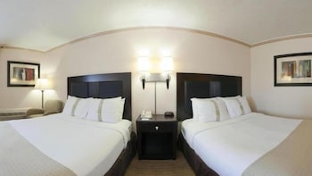 Standard Room, 2 Queen Beds