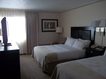 Standard Room, 2 Queen Beds