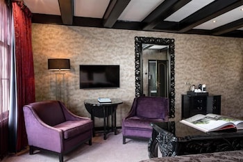 Deluxe Room, Jetted Tub, Canal View