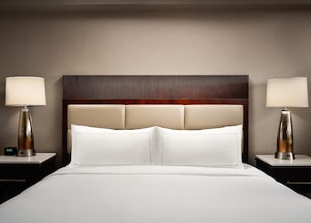 Executive Room, 1 King Bed, Bathtub