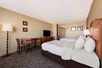 Standard Room, 2 Double Beds, Non Smoking