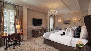 Premium Suite
