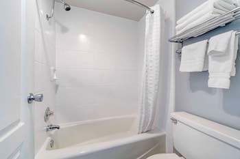 Standard Room, 1 Queen Bed, Non Smoking, Kitchenette