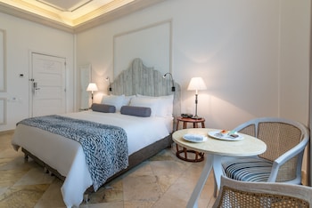Premium Room, 1 King Bed, Non Smoking