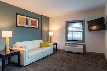 Suite, 1 King Bed, Non Smoking