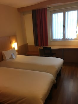 Standard Room, 2 Twin Beds