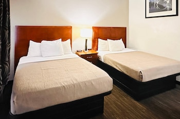 Suite, Multiple Beds, Non Smoking (Upgrade)