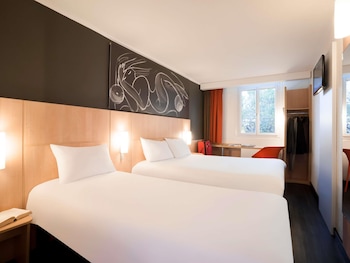Standard Room, Multiple Beds
