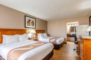 Room, 2 Queen Beds, Accessible, Non Smoking