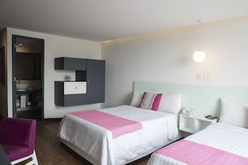 Deluxe Room, 2 Double Beds