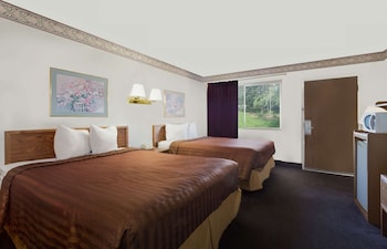 Standard Room, 2 Queen Beds