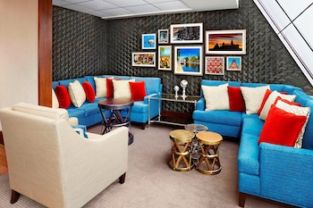 Suite, Club Lounge Access