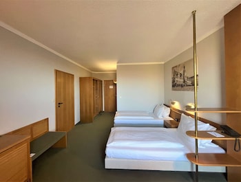 Classic Room, 2 Twin Beds