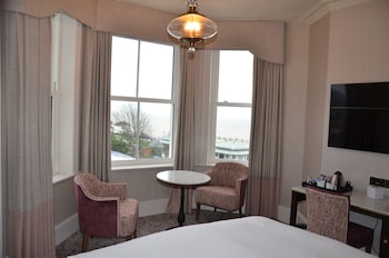 Standard Room, 1 King Bed, Sea View