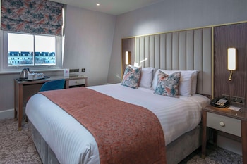 Standard Room, 1 Queen Bed