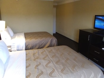 Standard Room, 2 Double Beds, Non Smoking